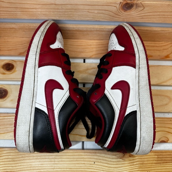 Nike Air Jordan 1 Low White/Red Shoes 4.5Y/6 Womens‎ 553560-163 Chicago Bulls - Picture 4 of 8
